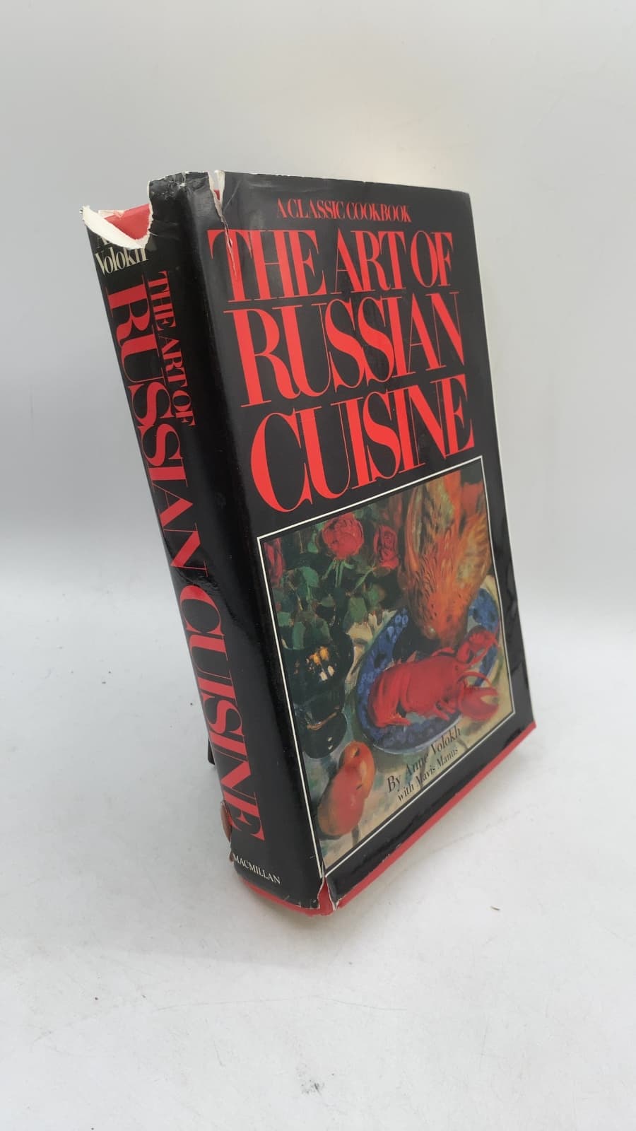 The Art of Russian Cuisine by Anne Volokh with Mavis Manus - front cover