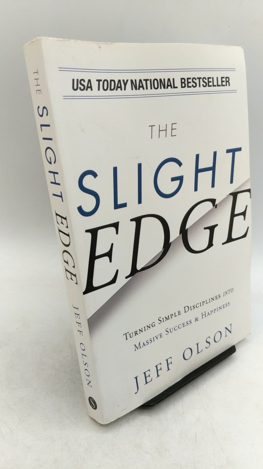 The Slight Edge: Eighth Anniversary Edition by Jeff Olson with John David Mann - front cover