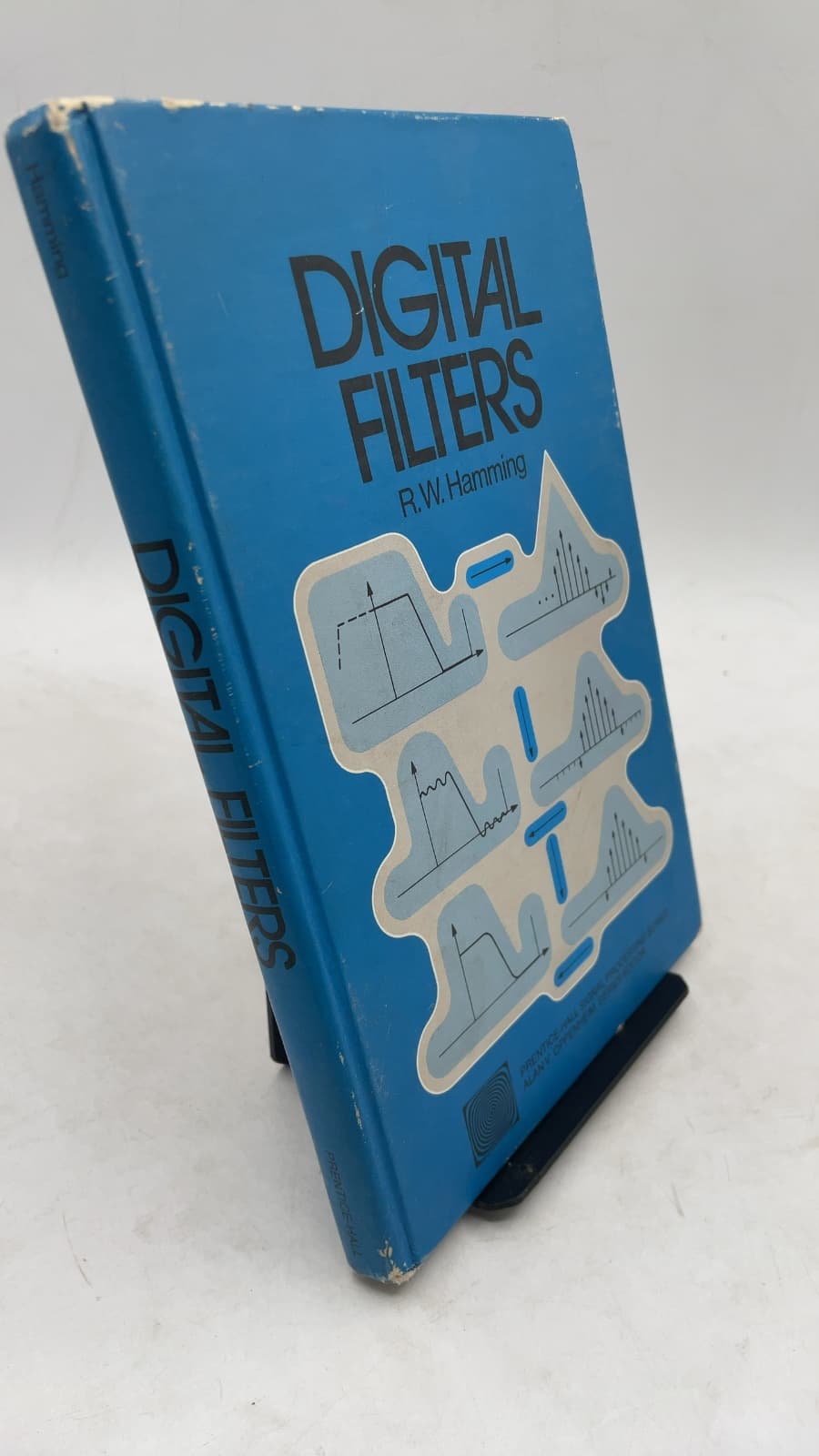 Digital Filters by R. W. Hamming - front cover