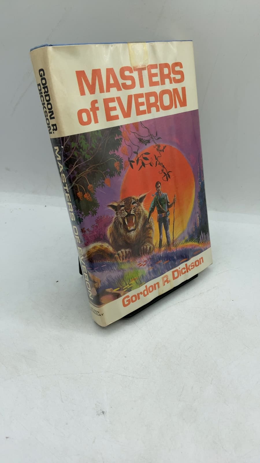 Masters of Everon by Gordon R. Dickson - front cover