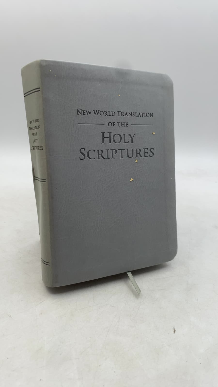New World Translation of the Holy Scriptures by New World Bible Translation Committee - front cover