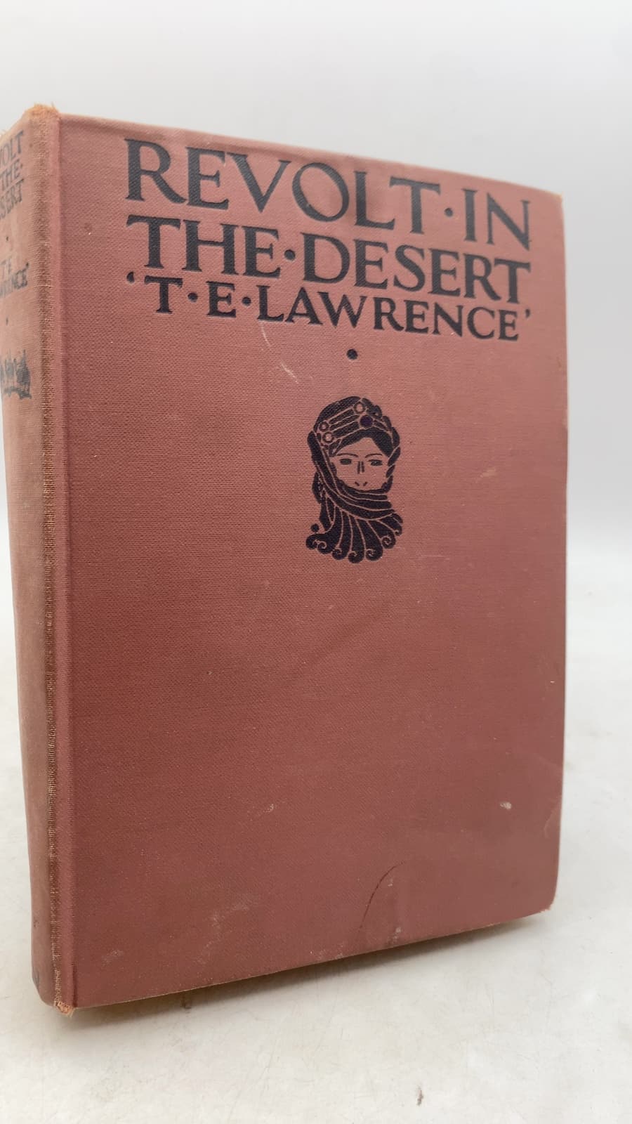 Revolt IN THE Desert by T. E. Lawrence - front cover