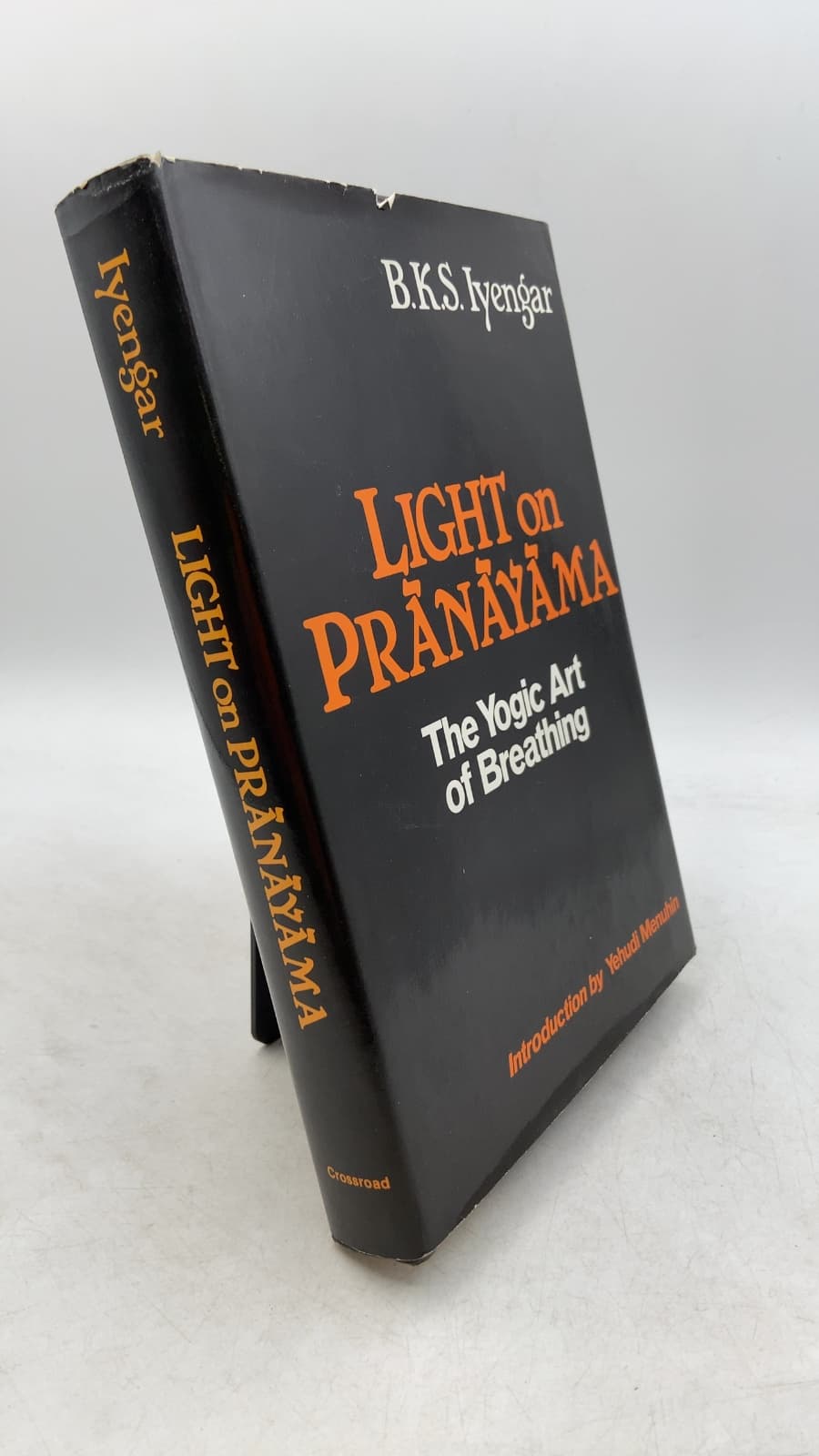 Light on Prāṇāyāma: The Yogic Art of Breathing by B. K. S. Iyengar - front cover