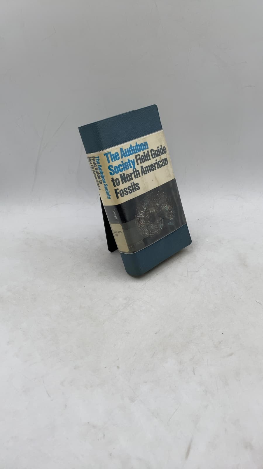 The Audubon Society Field Guide to North American Fossils by Ida Thompson - front cover