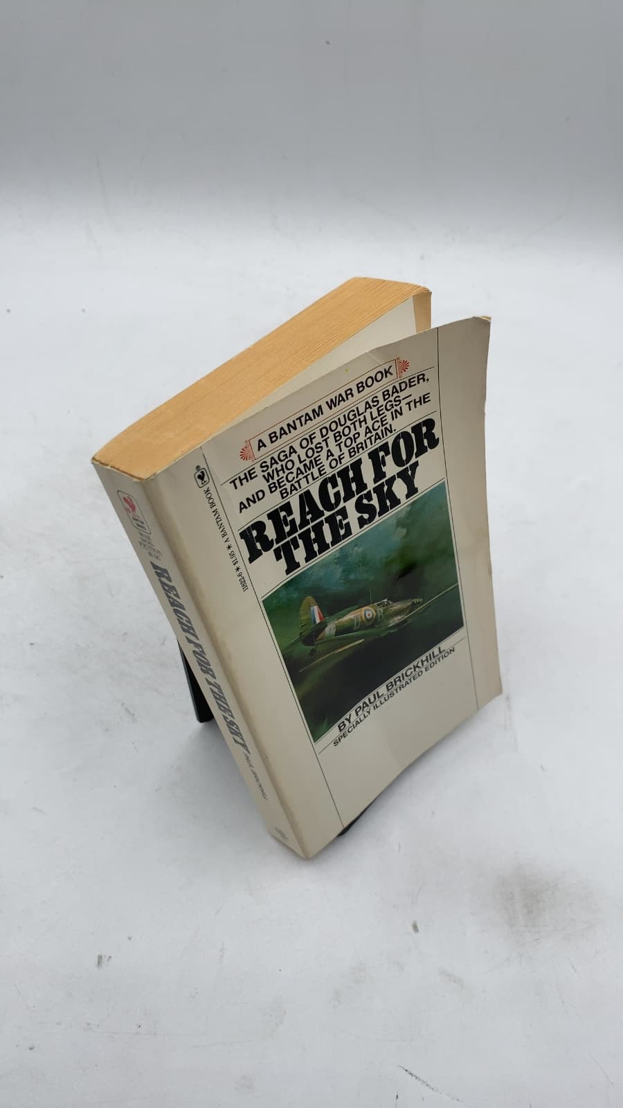 Reach FOR THE SKY by Paul Brickhill - front cover