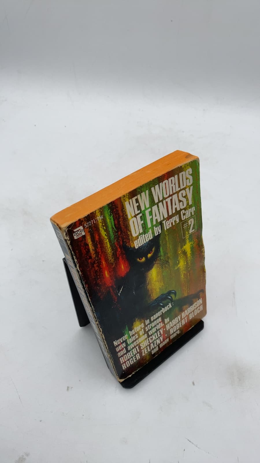 NEW Worlds OF Fantasy #2