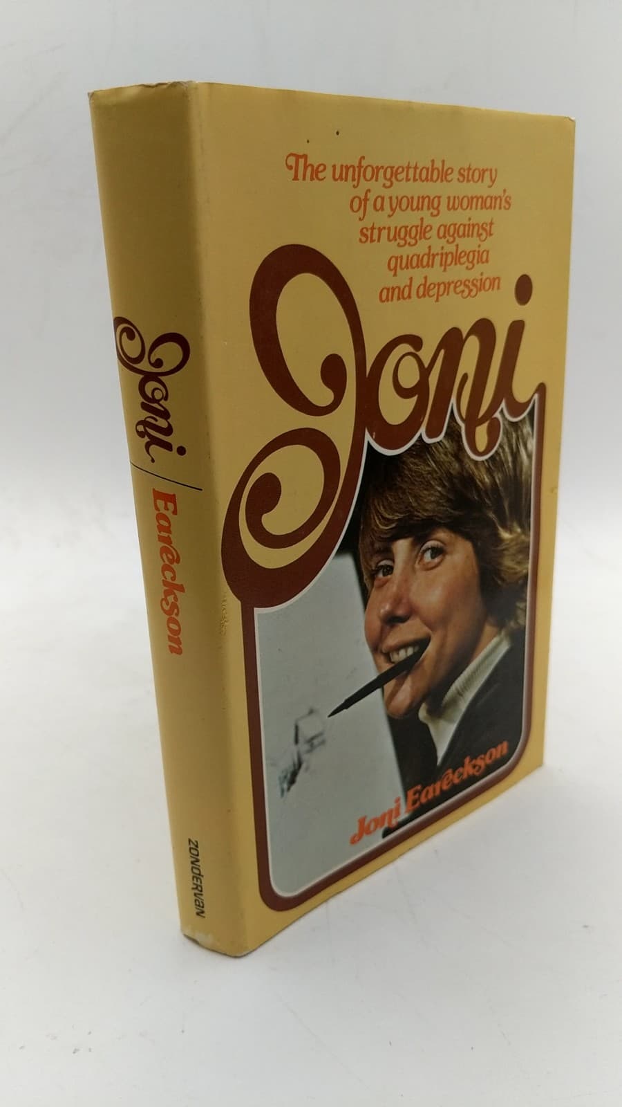 Joni by Joni Eareckson with Joe Musser - front cover