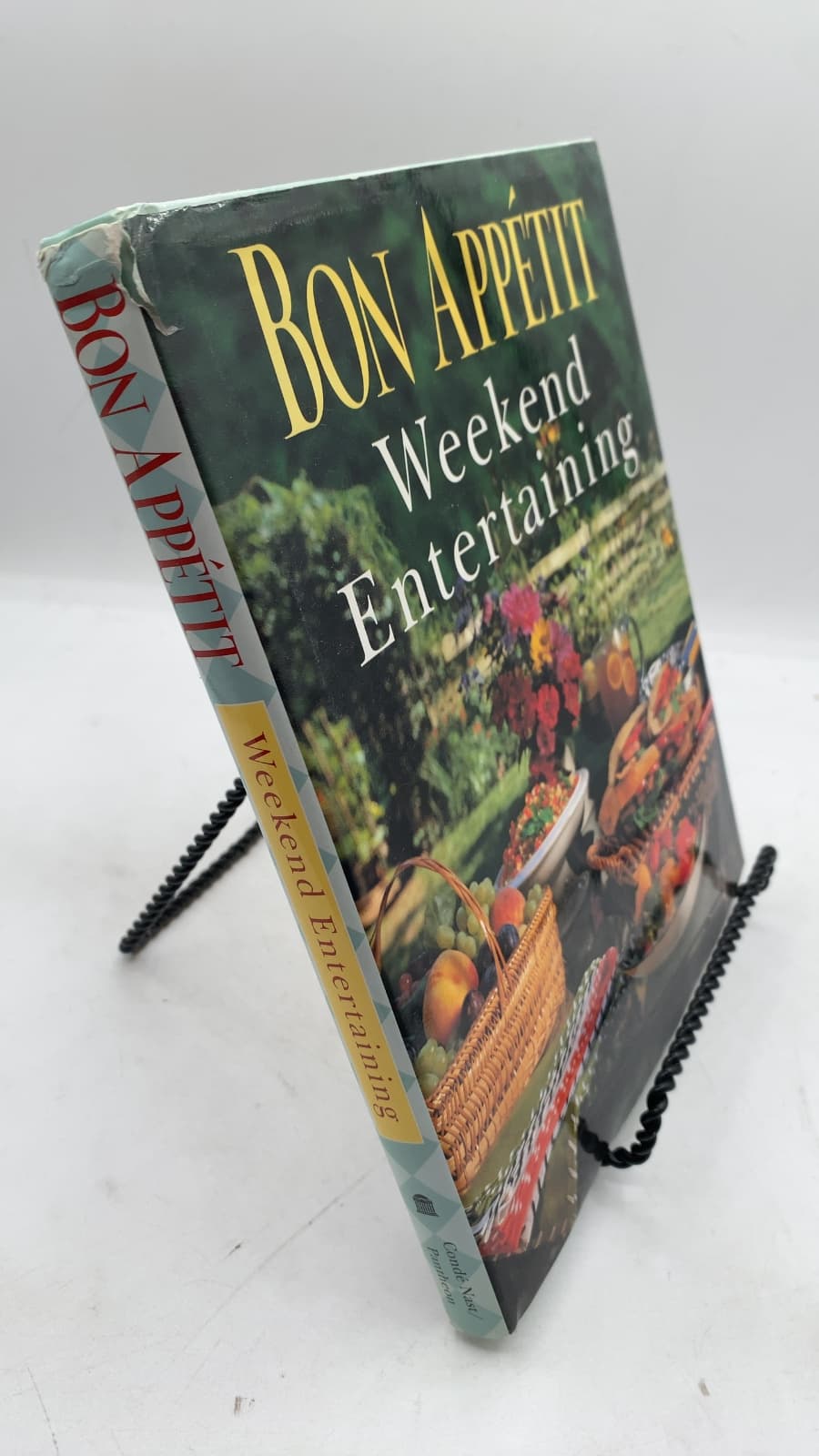 Bon Appétit Weekend Entertaining by from the editors of Bon Appétit - front cover