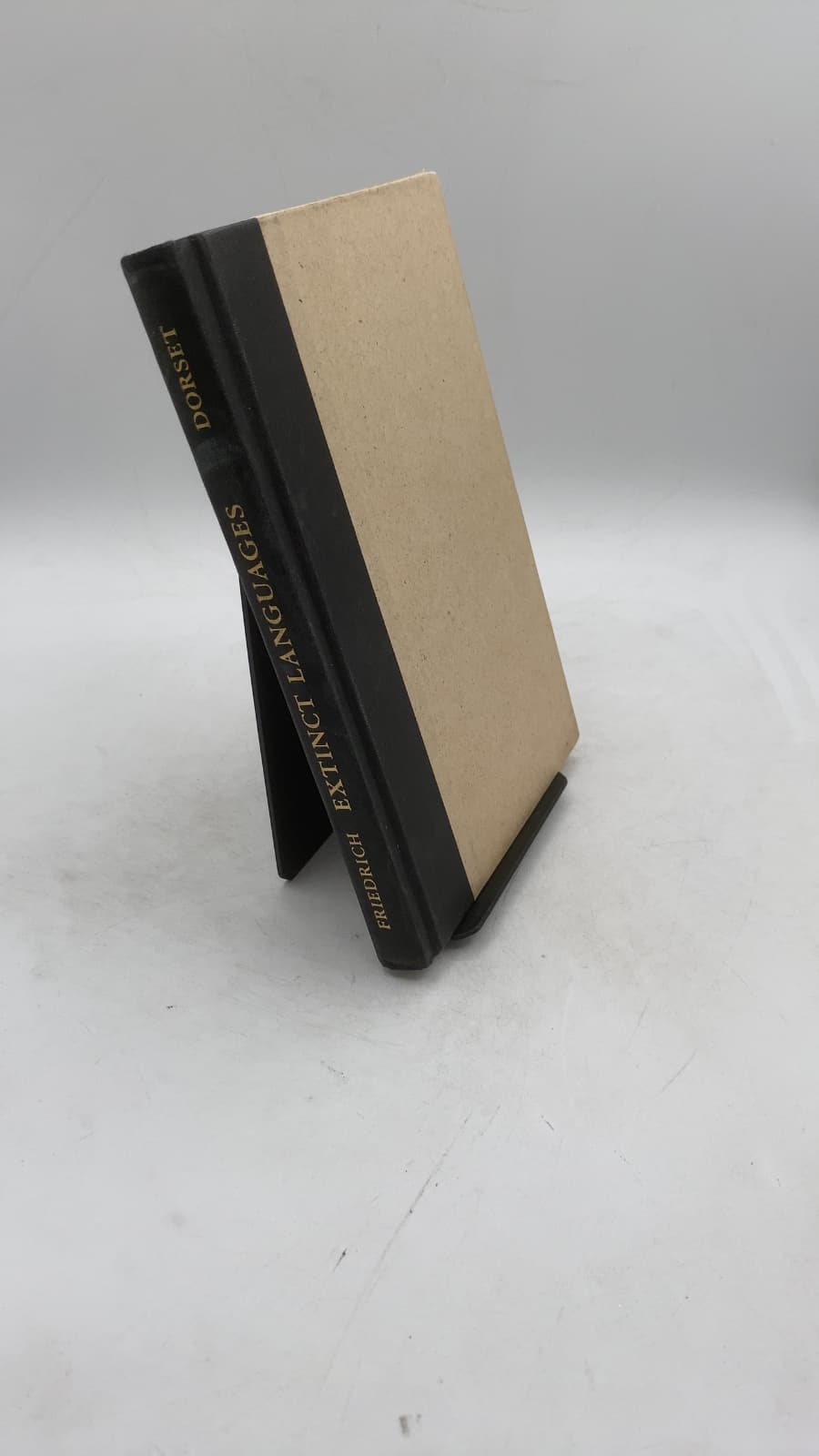 Extinct Languages by Johannes Friedrich - front cover