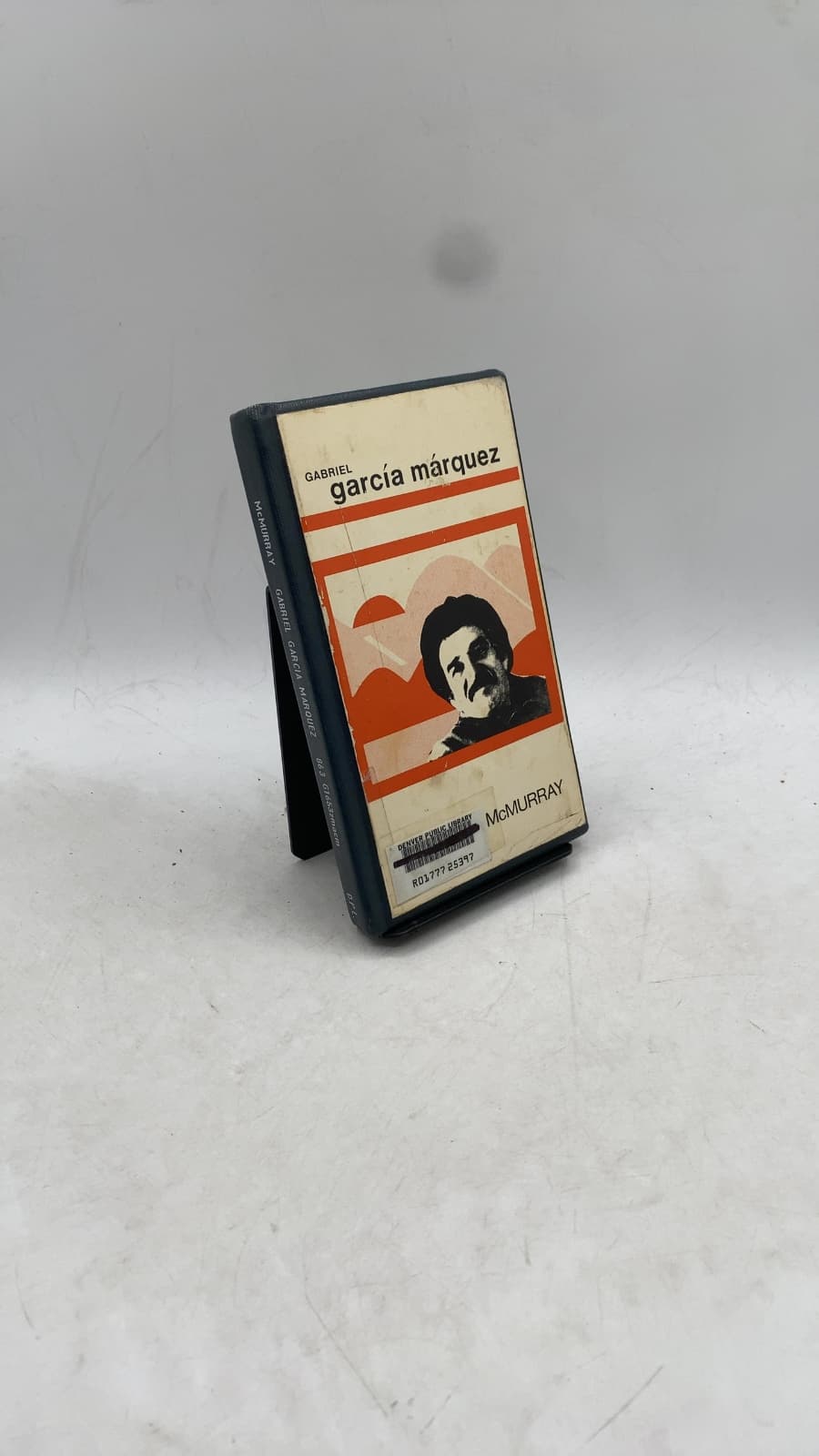 Gabriel Garcia Márquez by George R. McMurray - front cover