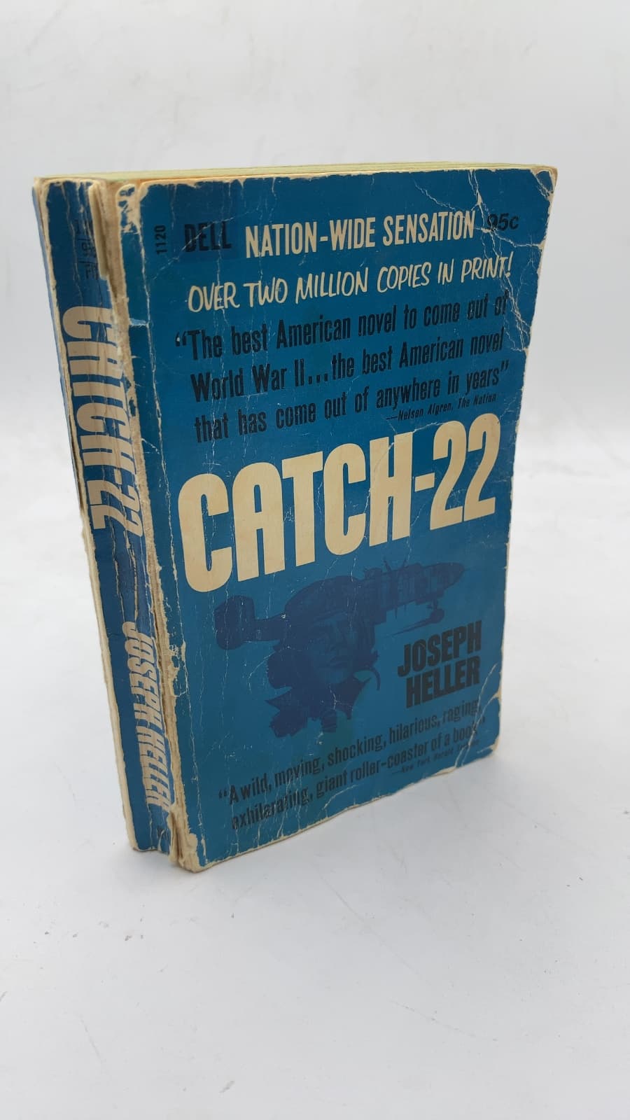 Catch-22 by Joseph Heller - front cover