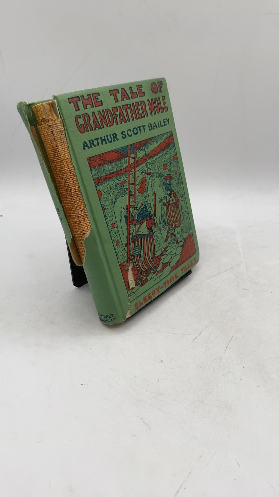 The Tale of Grandfather Mole by Arthur Scott Bailey - front cover