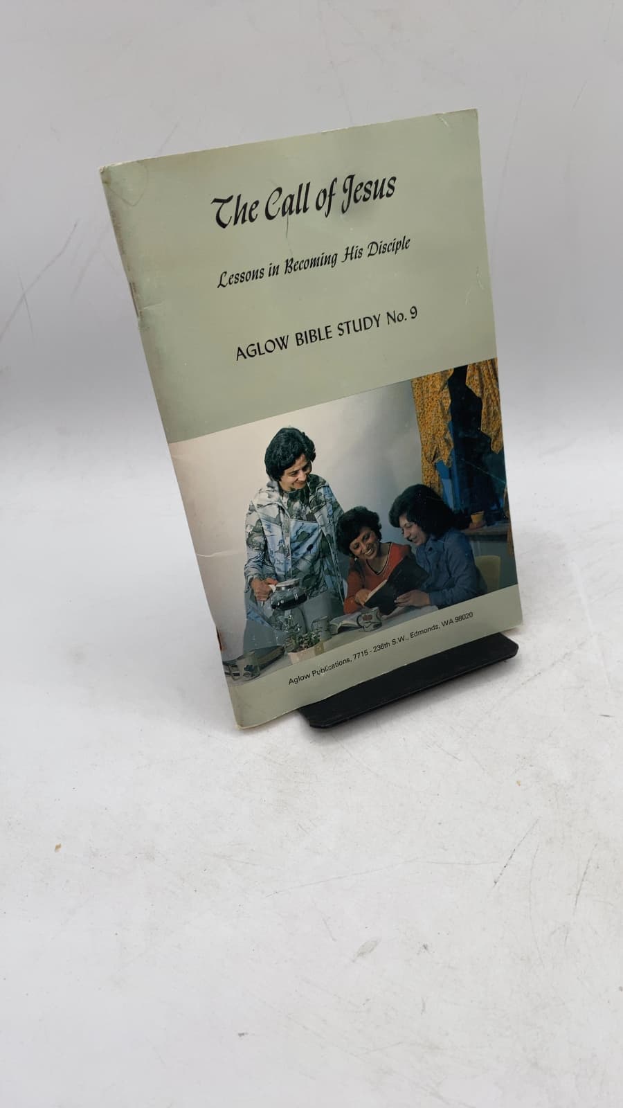 The Call of Jesus: Lessons in Becoming His Disciple by Martha Banks - front cover