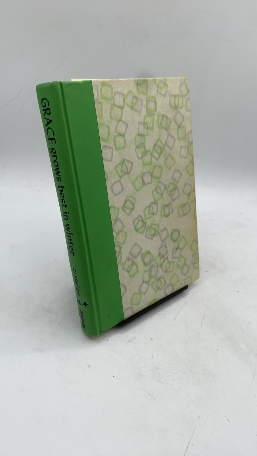 Grace Grows Best in Winter: Help for those who must suffer by Margaret Clarkson - front cover