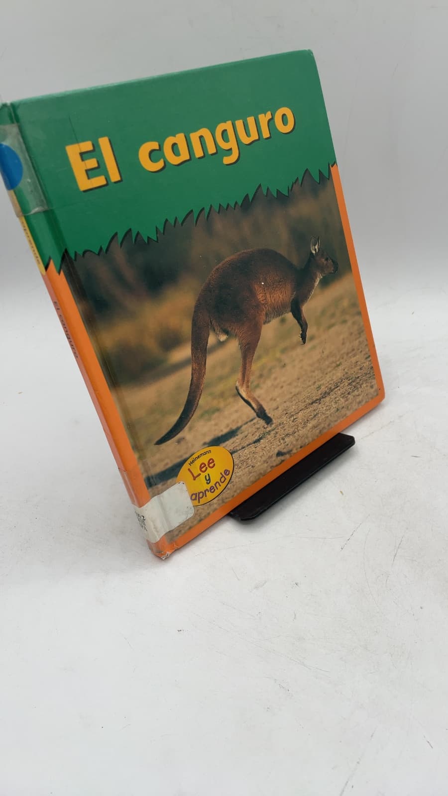 El canguro by Patricia Whitehouse - front cover