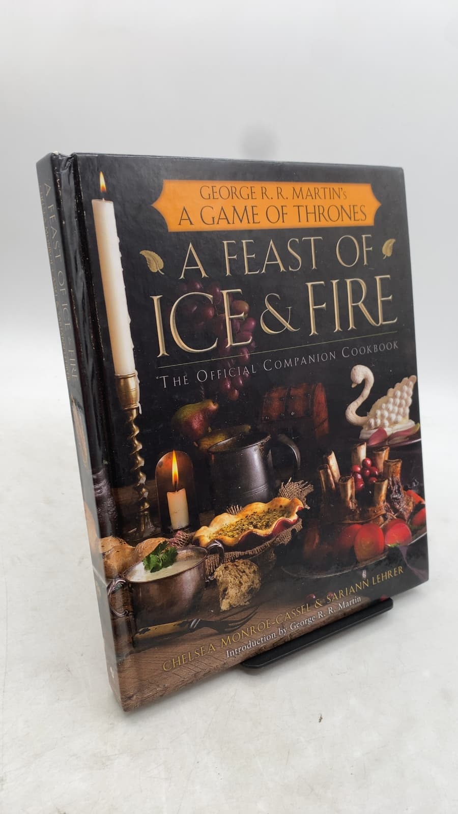 A Feast of Ice and Fire: The Official Companion Cookbook