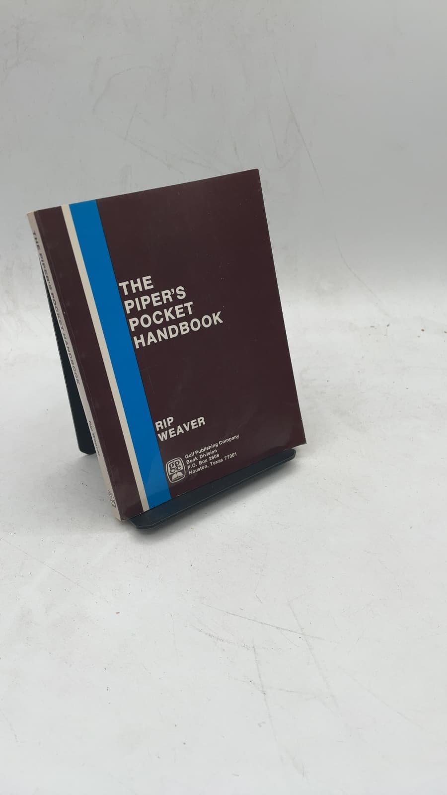 THE Piper's Pocket Handbook by RIP Weaver - front cover