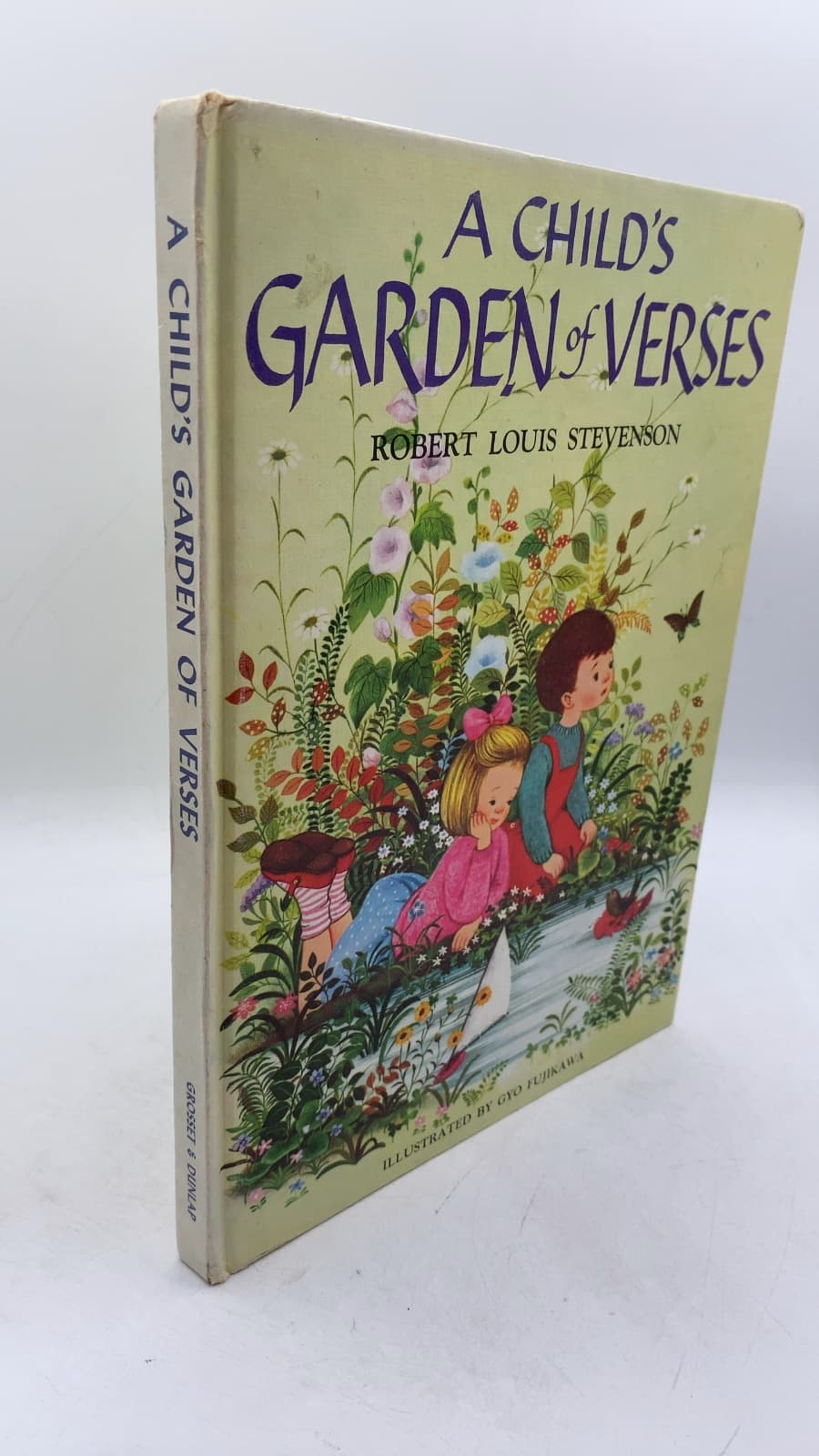 A Child's Garden of Verses by Robert Louis Stevenson - front cover