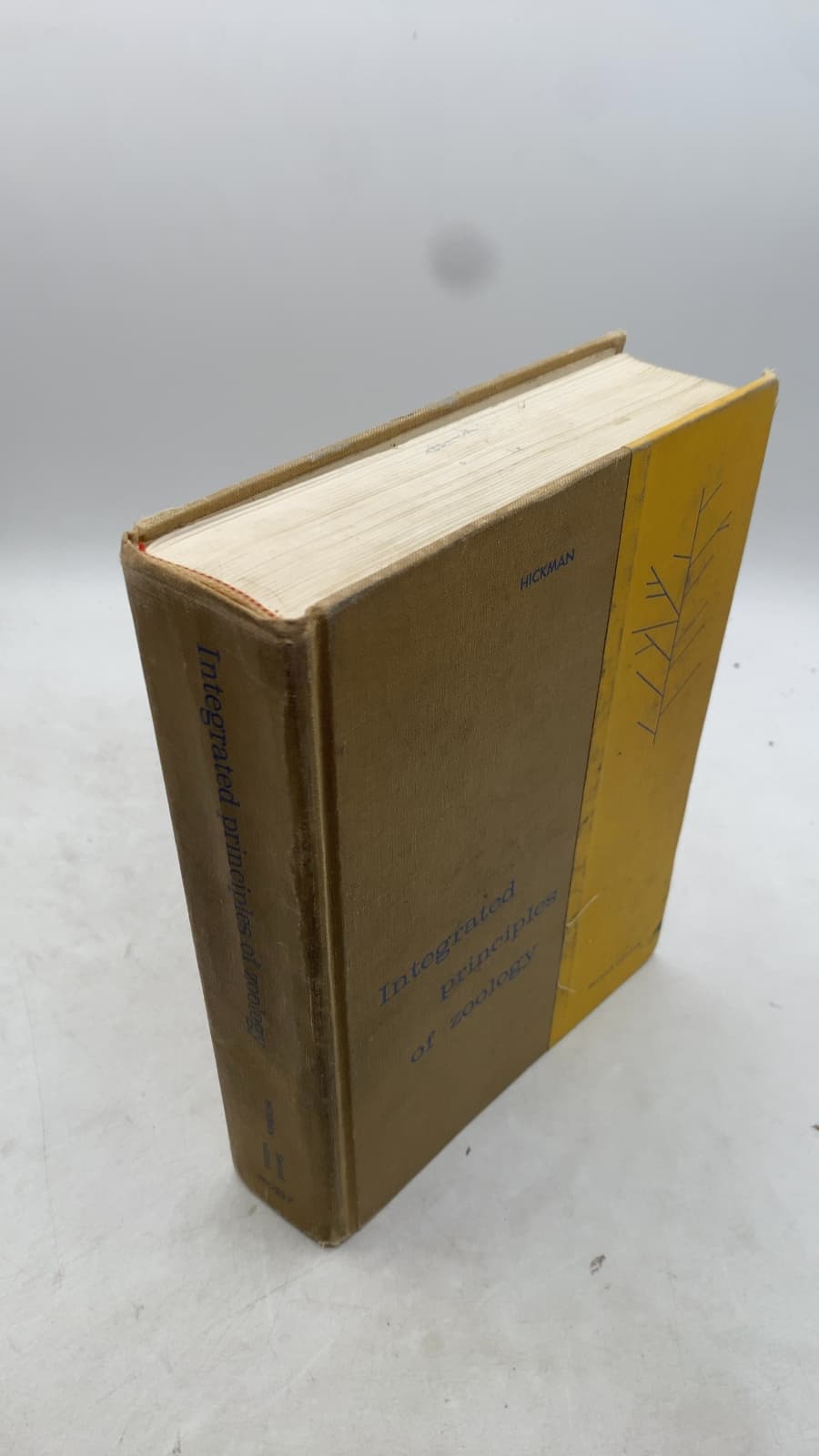 Integrated Principles of Zoology by Cleveland P. Hickman, Ph.D. - front cover
