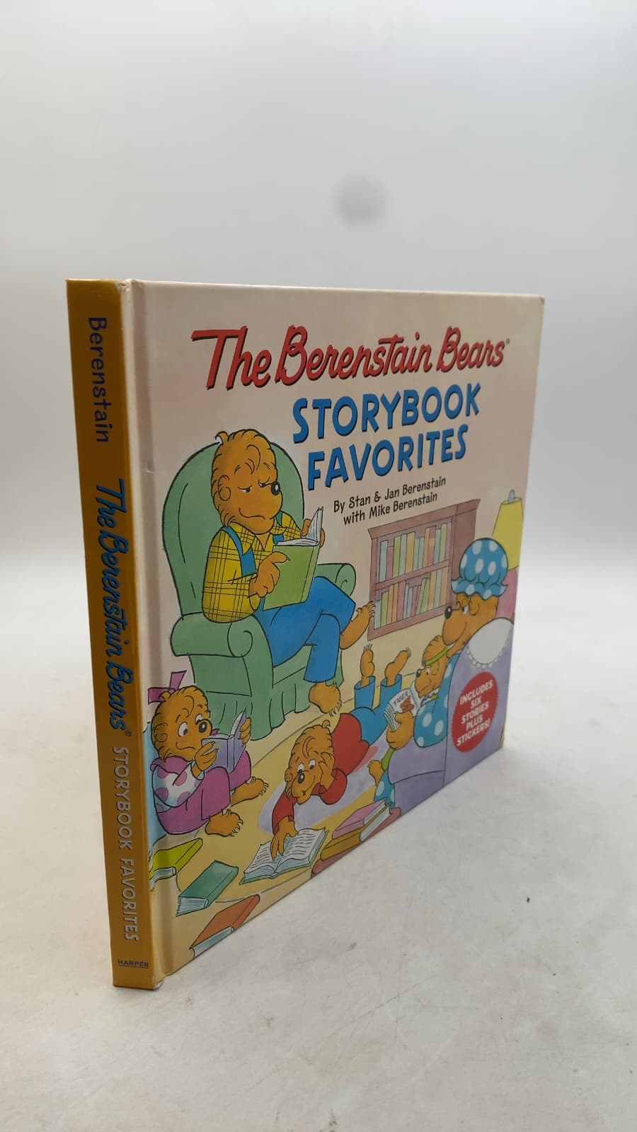 The Berenstain Bears Storybook Favorites by Stan & Jan Berenstain with Mike Berenstain - front cover