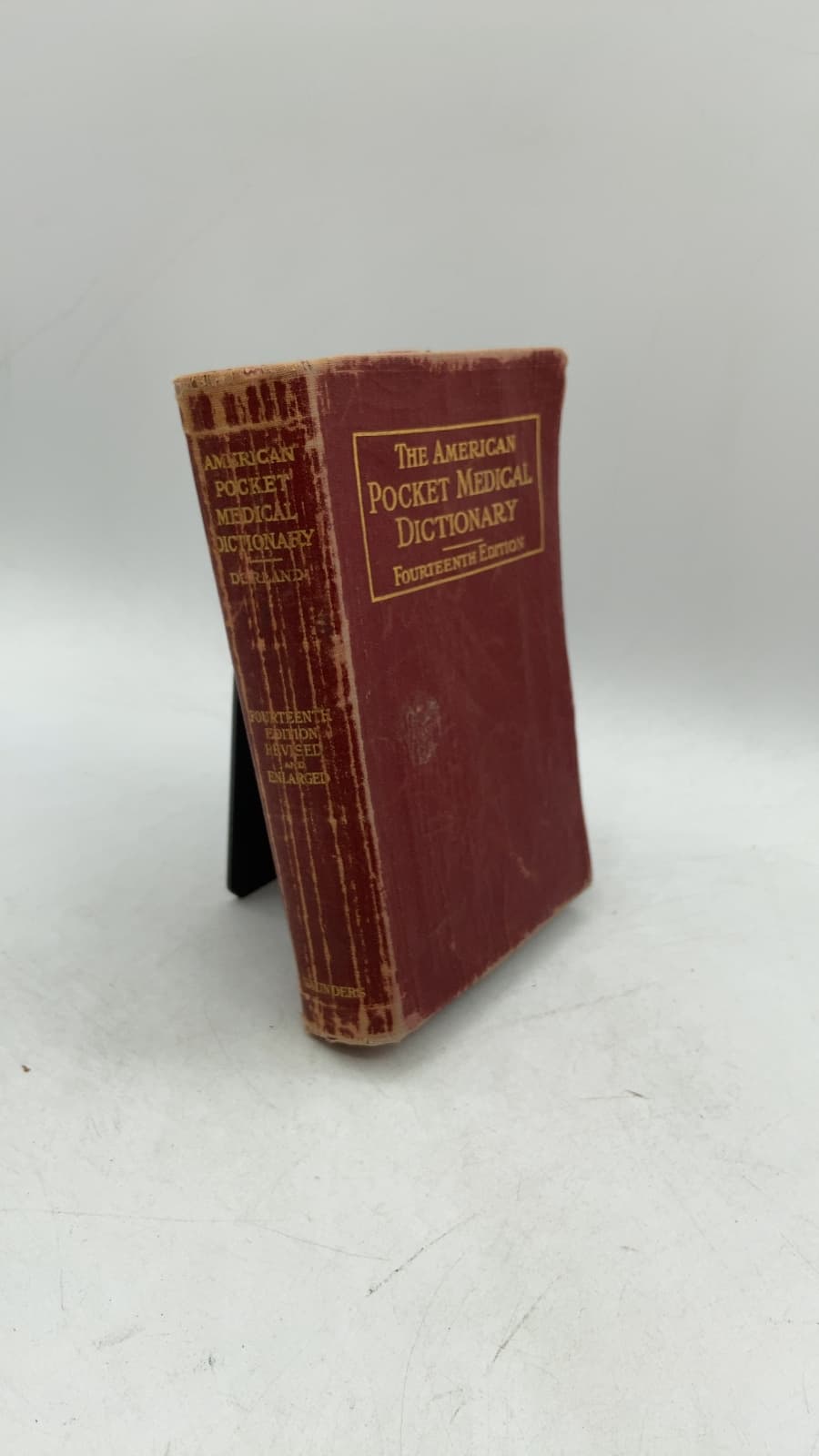 The American Pocket Medical Dictionary by W. A. Newman Dorland - front cover