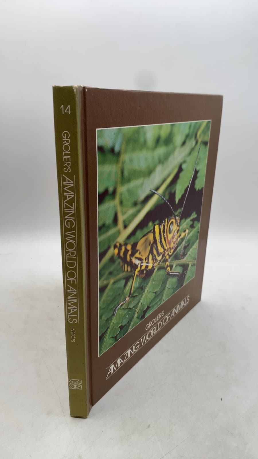 Grolier's Amazing World of Animals