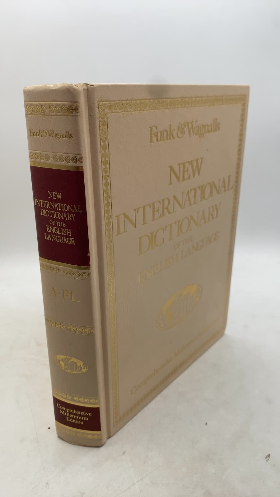 NEW International Dictionary OF THE English Language - front cover