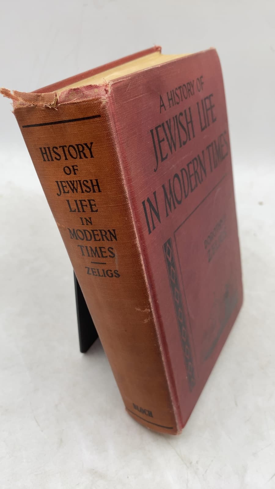 A History of Jewish Life in Modern Times for Young People by Dorothy F. Zeligs - front cover
