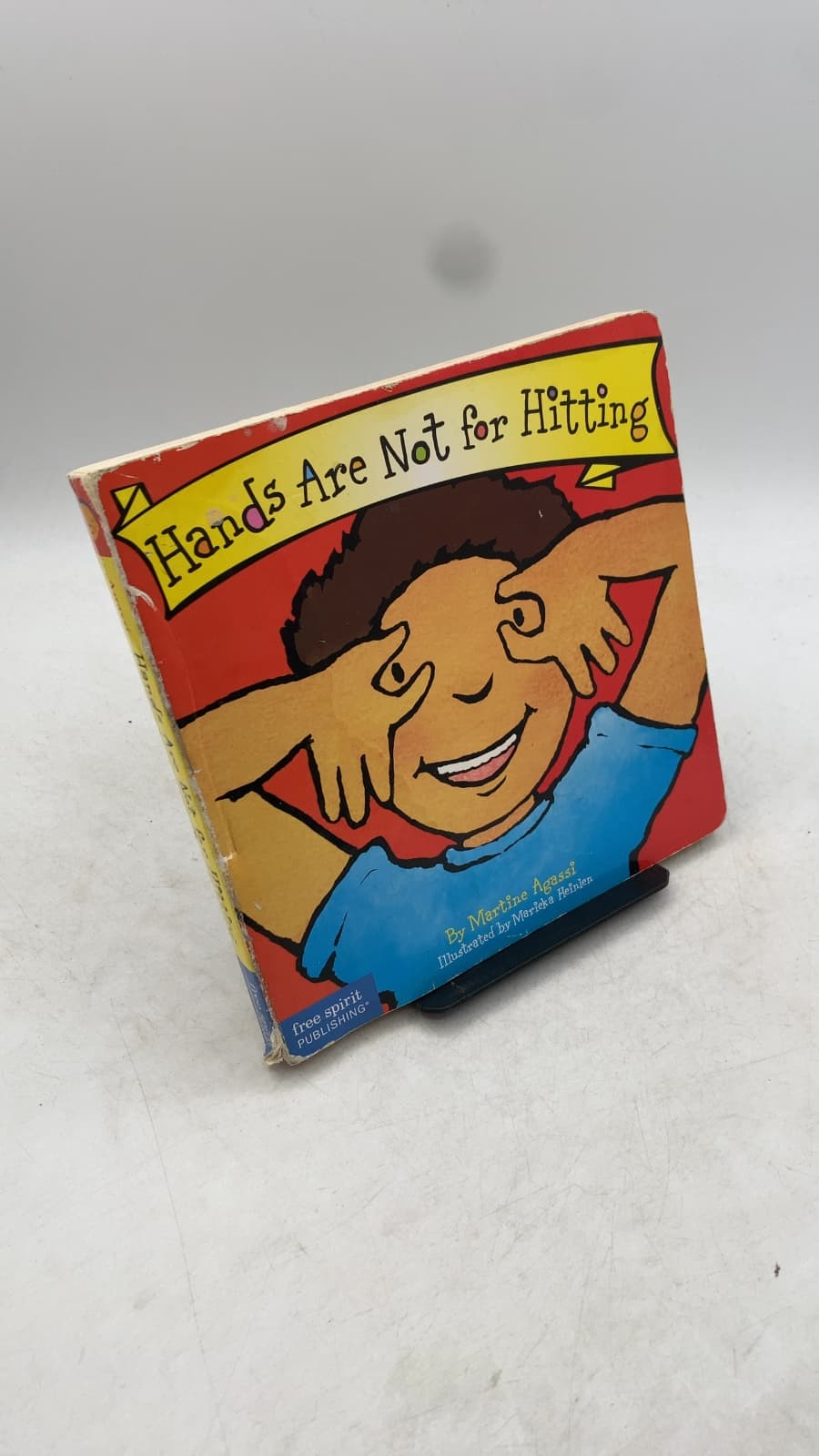 Hands Are Not for Hitting by Martine Agassi - front cover