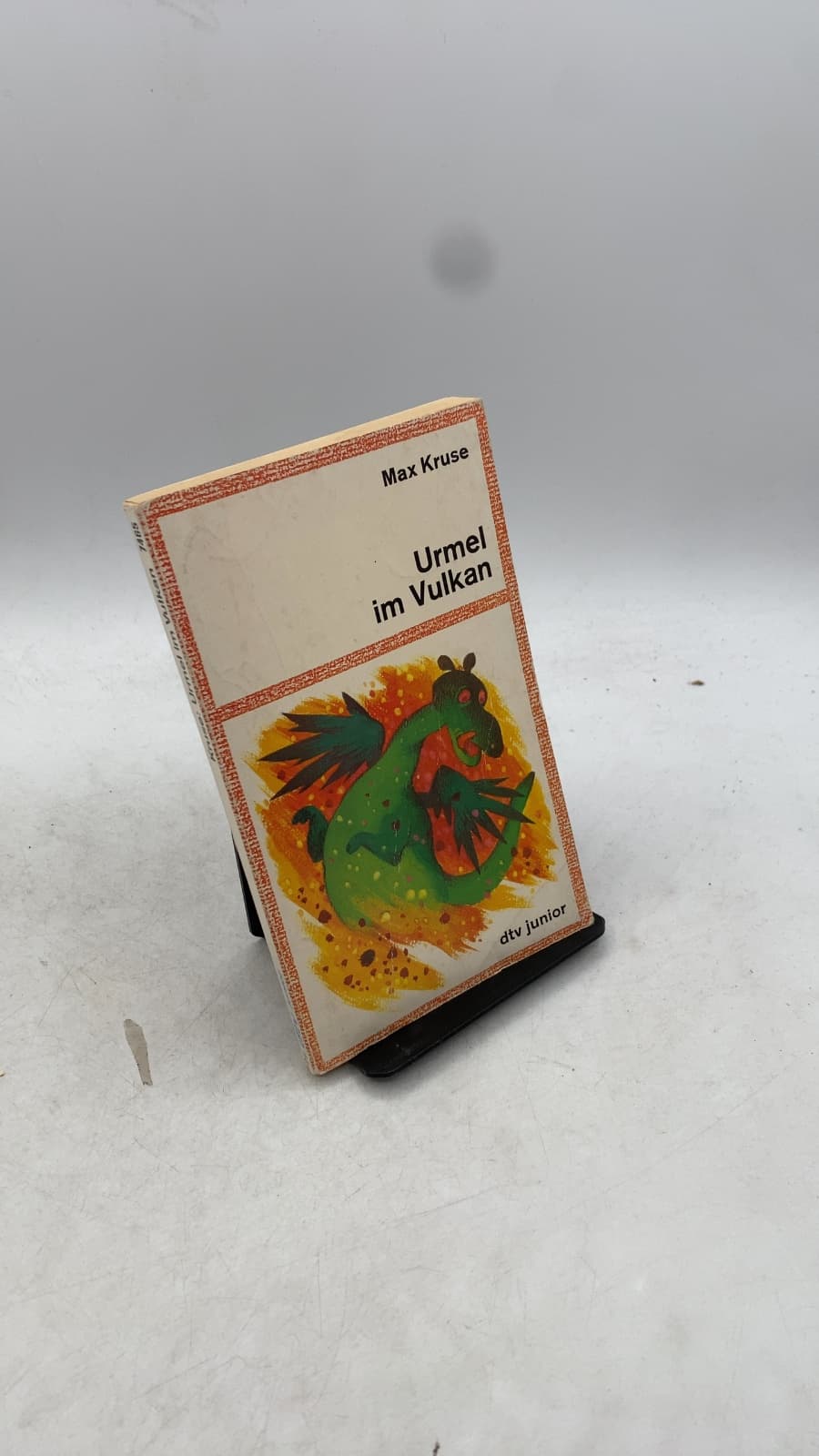 Urmel im Vulkan by Max Kruse - front cover