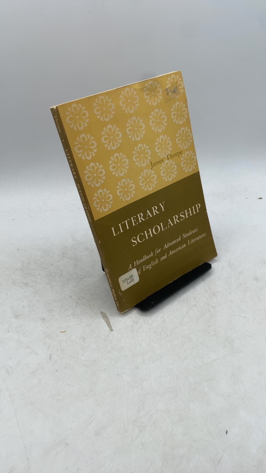 Literary Scholarship: A Handbook for Advanced Students of English and American Literature