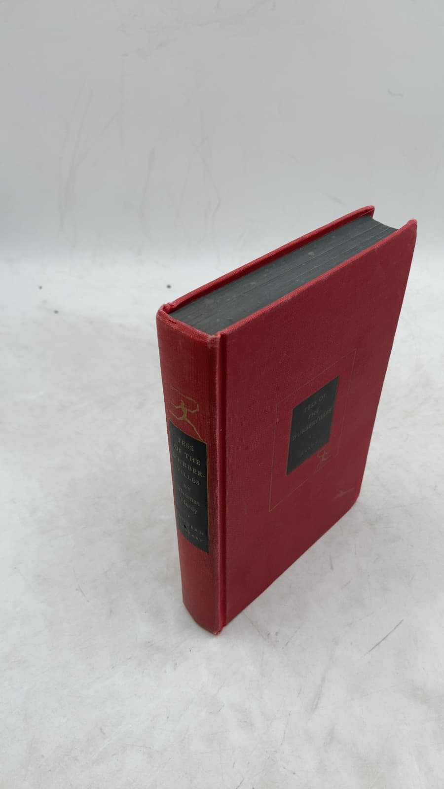 Tess of the d'Urbervilles: A Pure Woman by Thomas Hardy - front cover