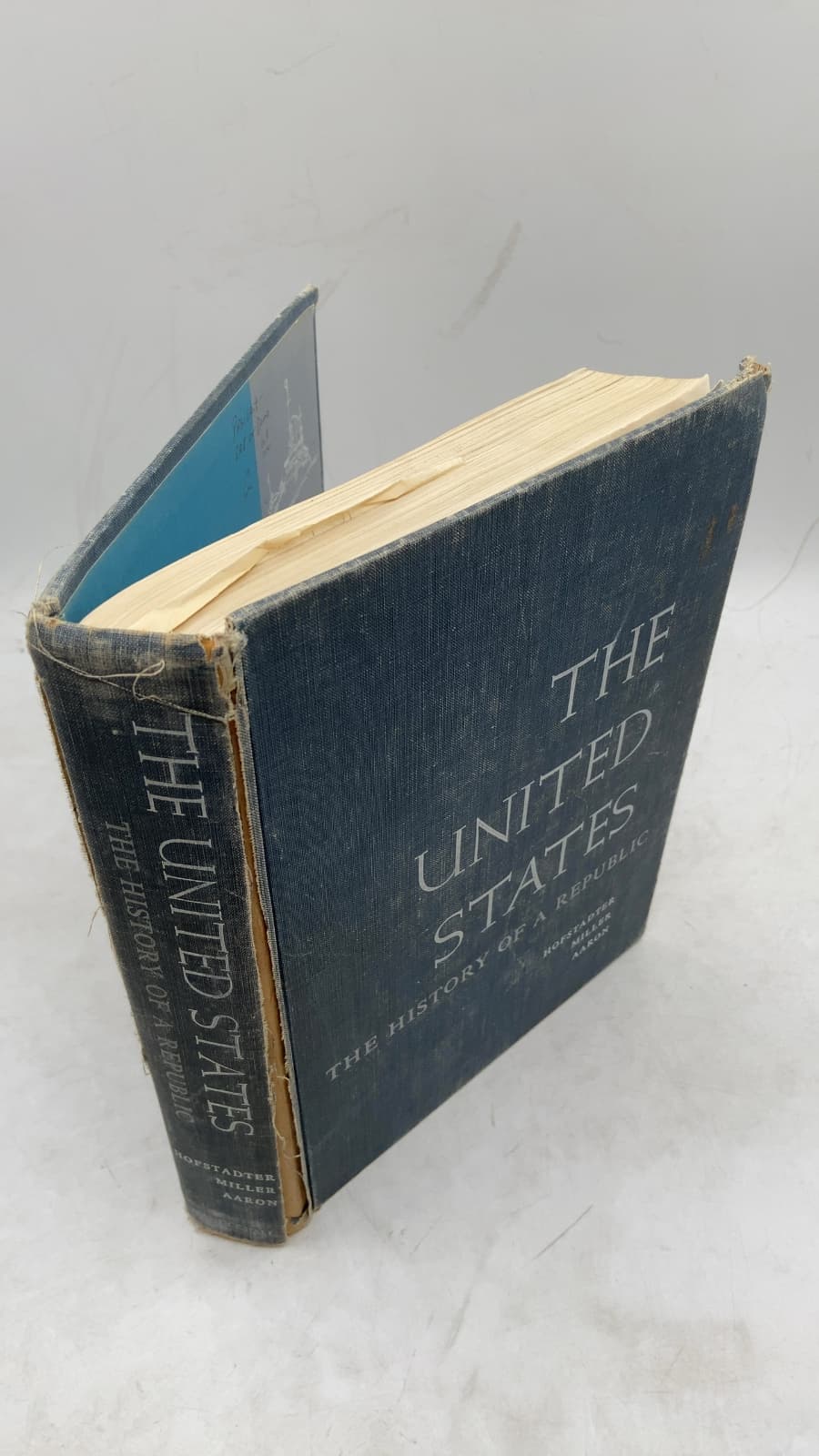 The United States: The History of a Republic