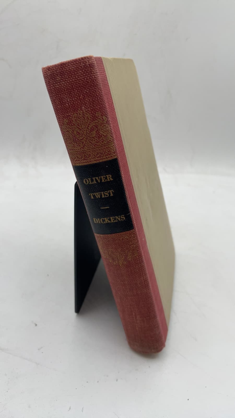 THE Adventures OF Oliver Twist