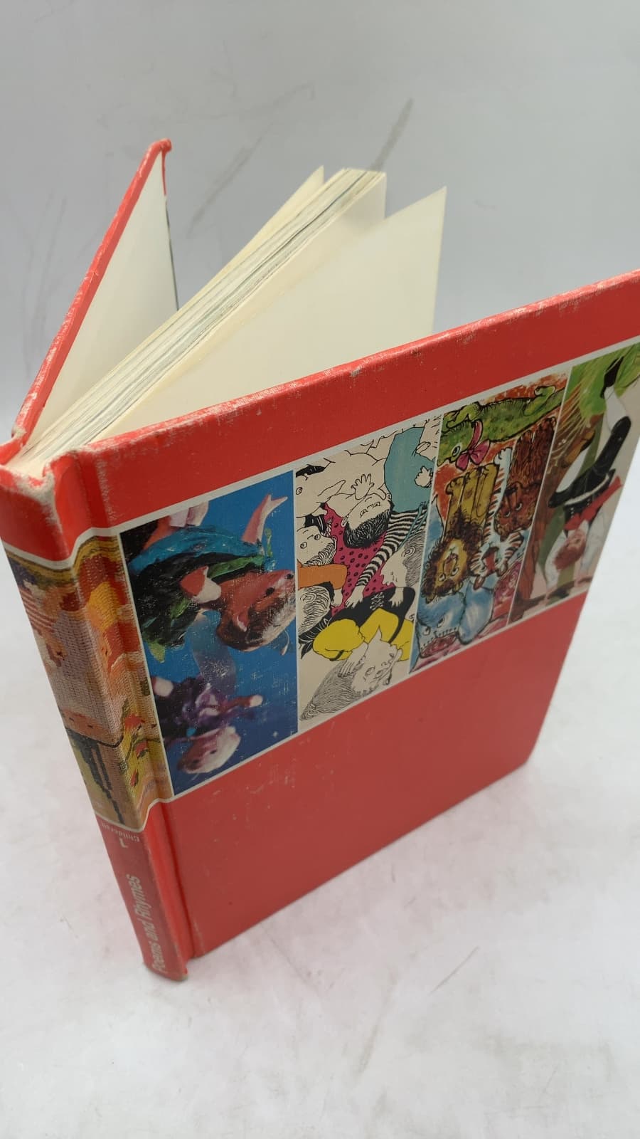 Childcraft: The How and Why Library, Volume 1: Poems and Rhymes