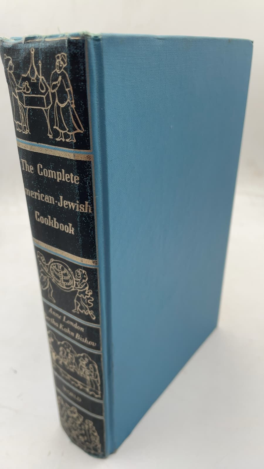 The Complete American-Jewish Cookbook by Anne London and Bertha Kahn Bishov - front cover
