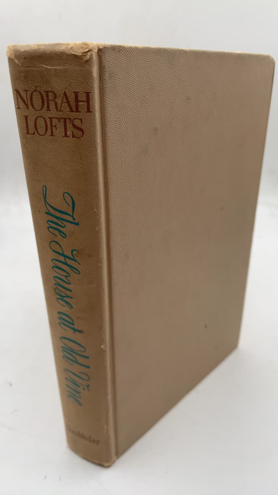The House at Old Vine by Norah Lofts - front cover