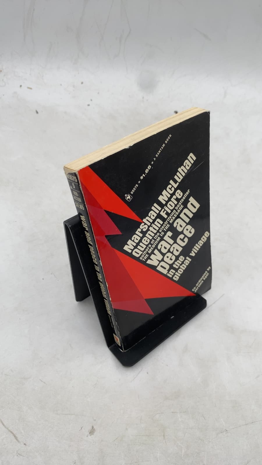 War and Peace in the Global Village by Marshall McLuhan, Quentin Fiore - front cover