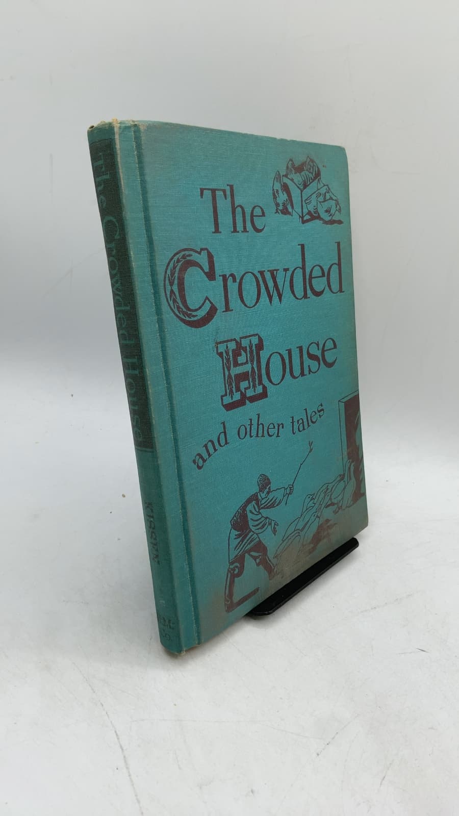 The Crowded House and other tales by Fan Kissen - front cover