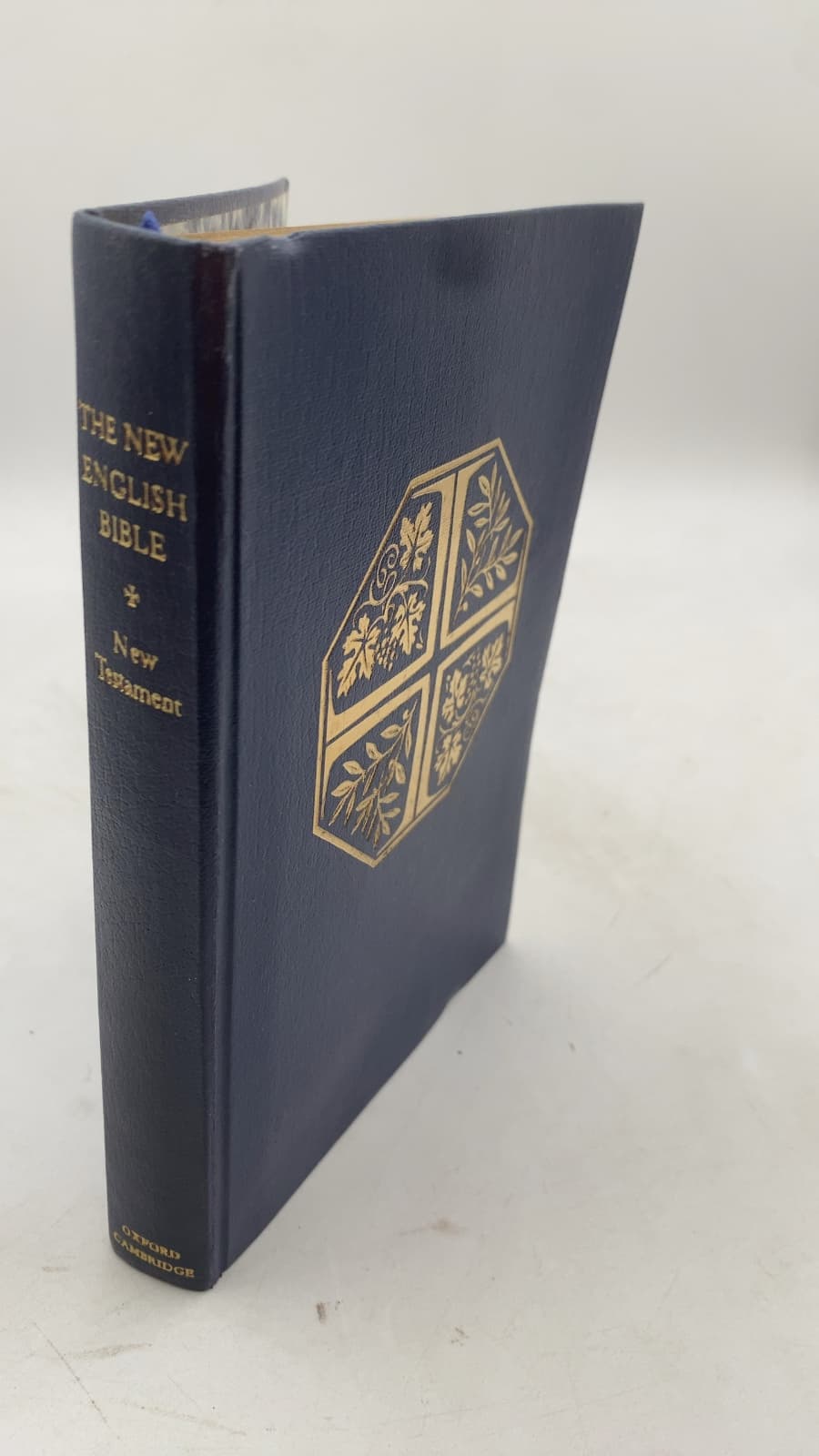 THE NEW English Bible: NEW Testament
