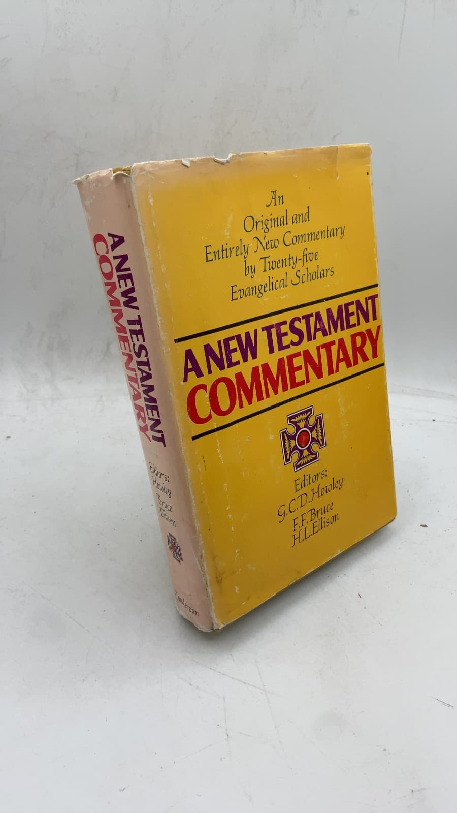 A New Testament Commentary by G. C. D. Howley, F. F. Bruce, H. L. Ellison - front cover