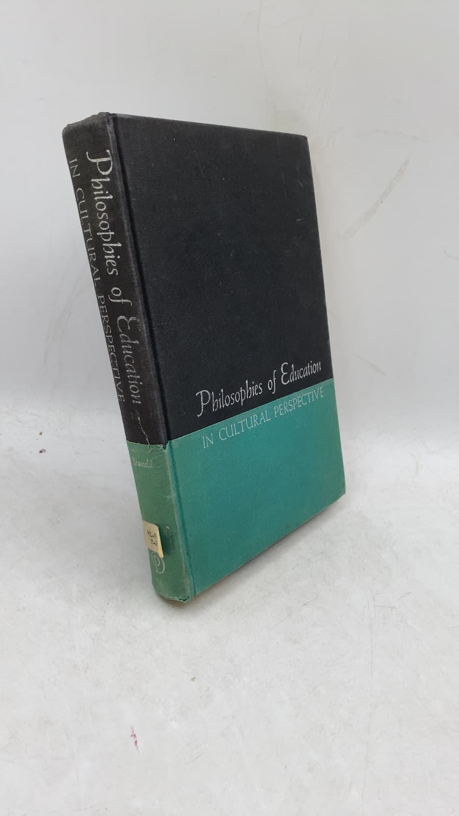 Philosophies of Education in Cultural Perspective