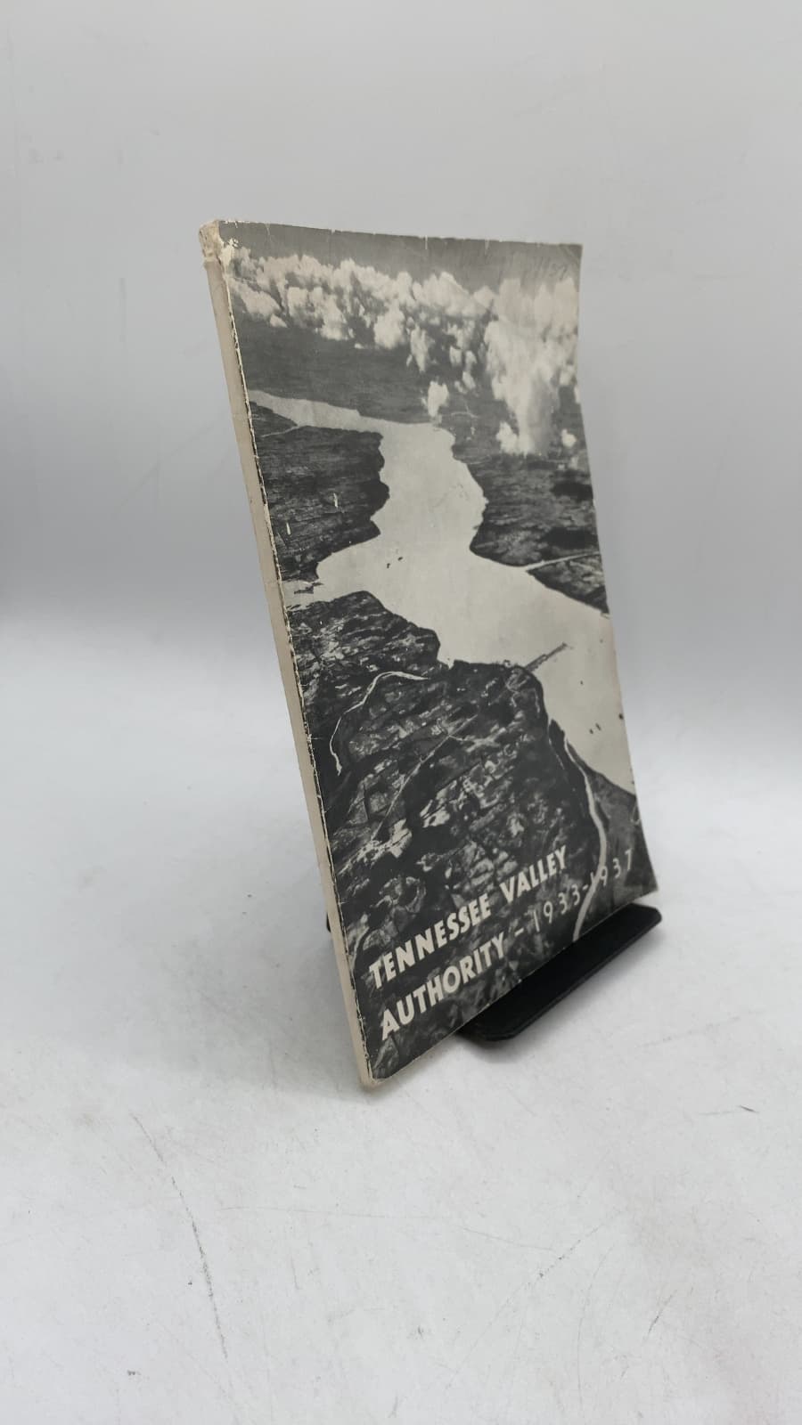 Tennessee Valley Authority 1933-1937 by Tennessee Valley Authority - front cover