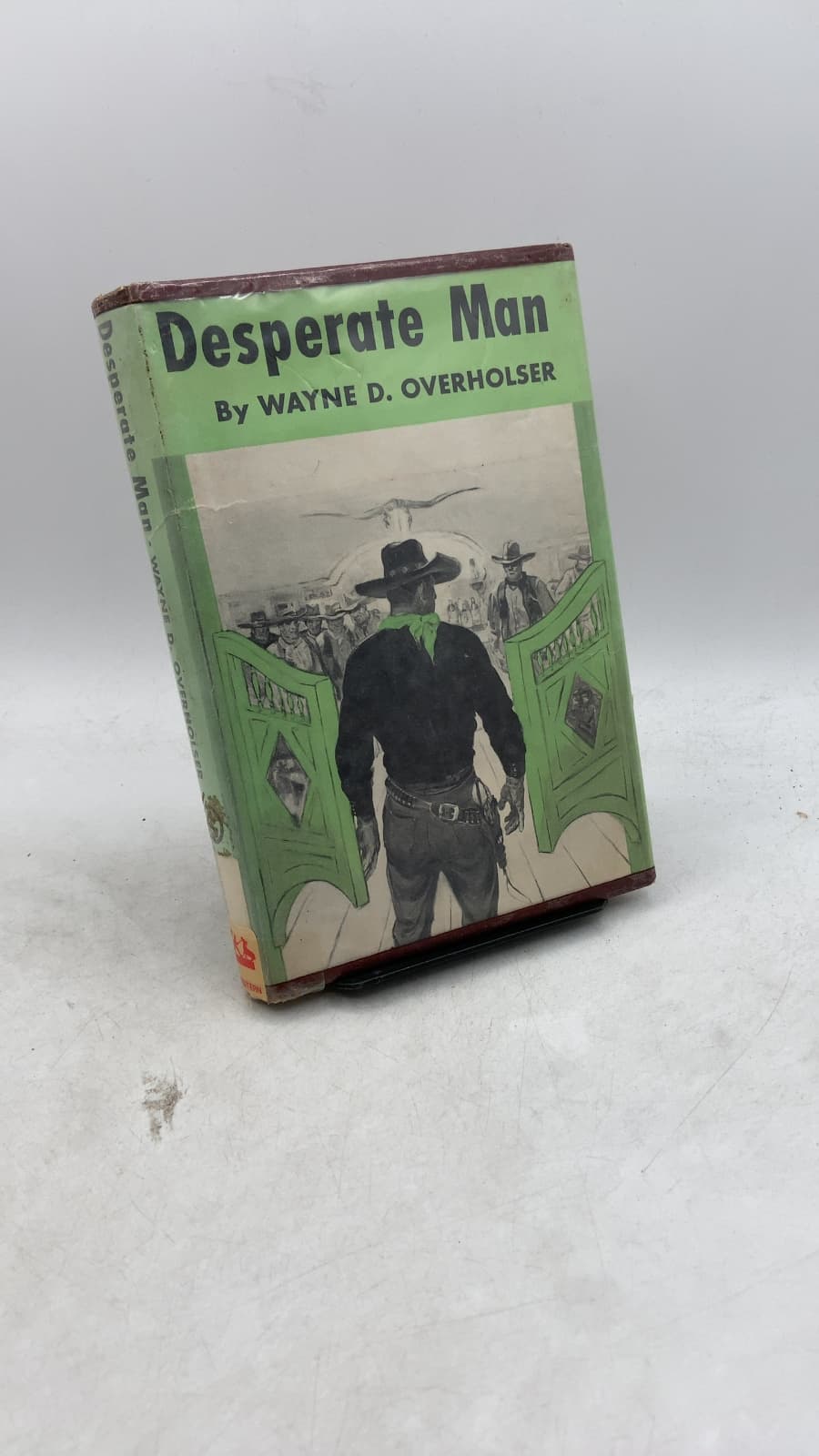 Desperate Man by Wayne D. Overholser - front cover