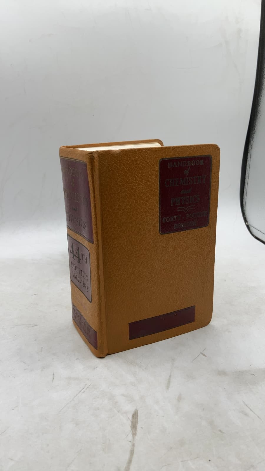 Handbook of Chemistry and Physics: A Ready-Reference Book of Chemical and Physical Data