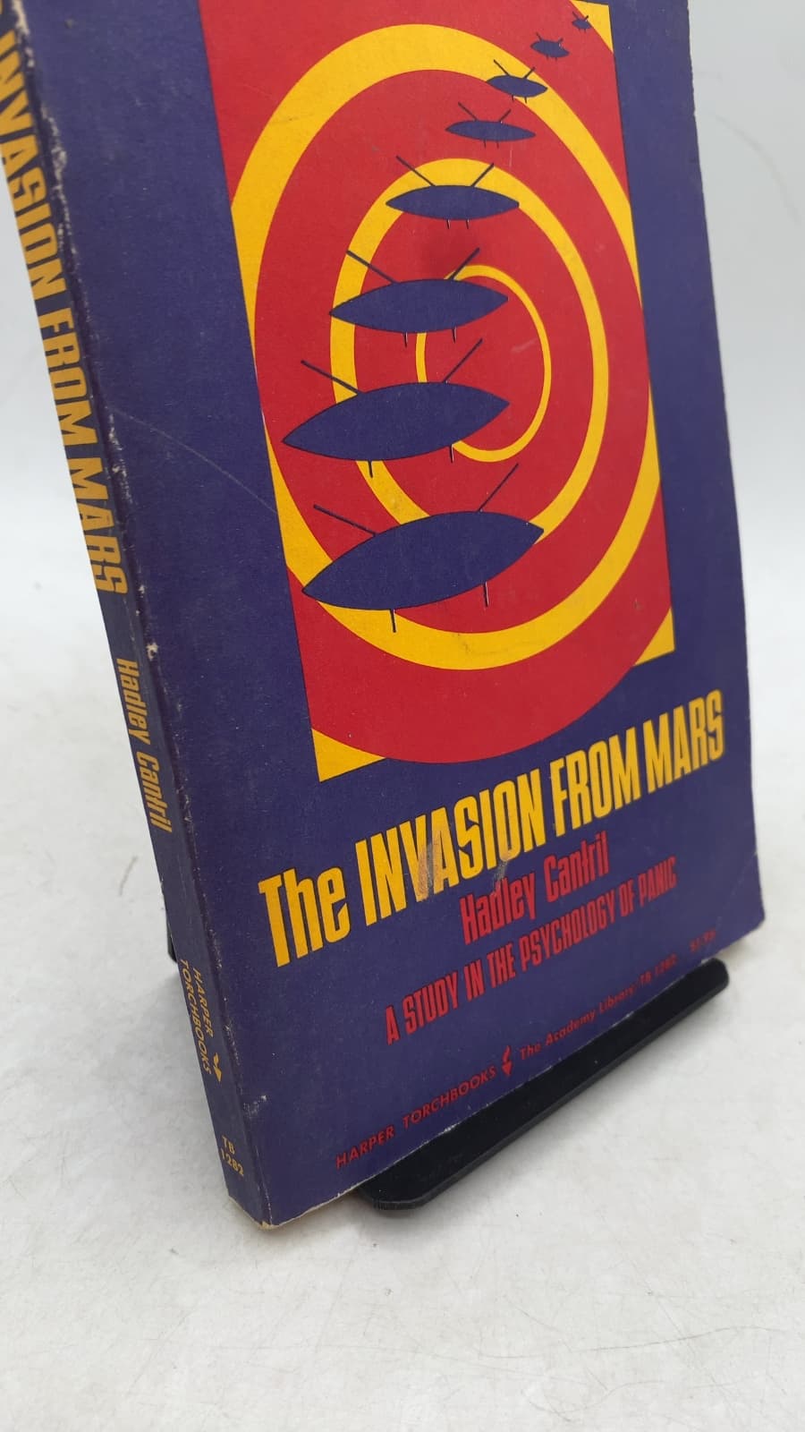 The Invasion from Mars: A Study in the Psychology of Panic