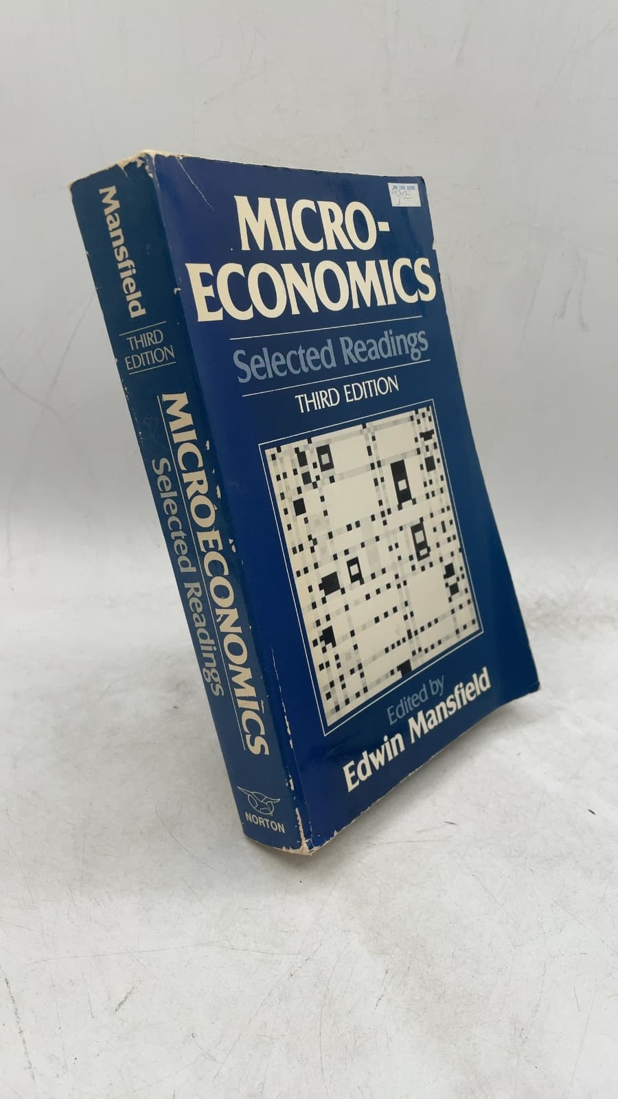 Microeconomics: Selected Readings, Third Edition by Edwin Mansfield - front cover
