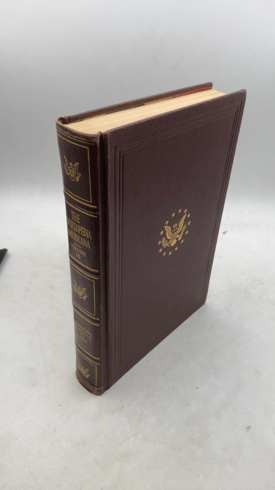 The Encyclopedia Americana, Volume 16 - front cover