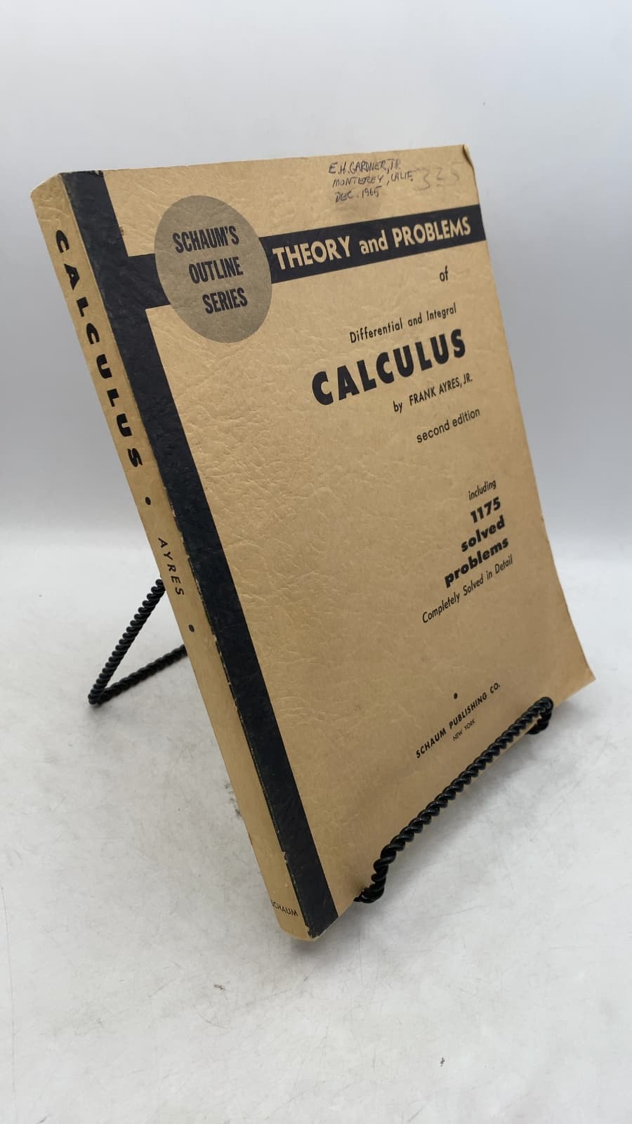 Schaum's Outline of Theory and Problems of Differential and Integral Calculus by Frank Ayres, Jr., Ph.D. - front cover