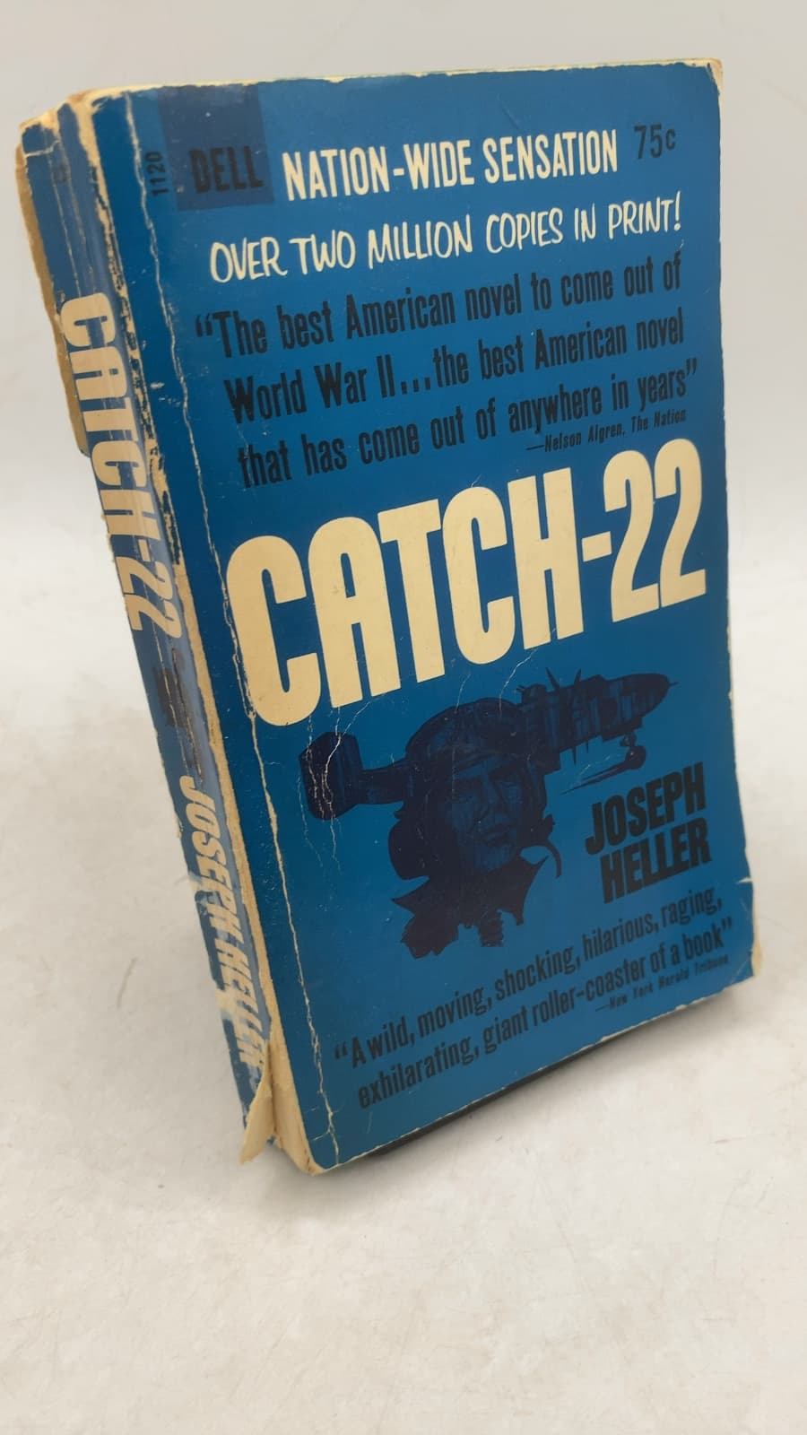 Catch-22 by Joseph Heller - front cover